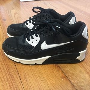 Nike Women's Air Max